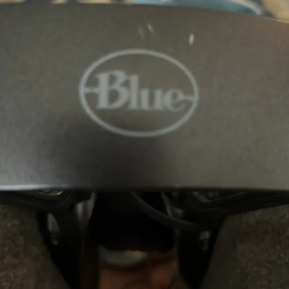 Blue Lola Over-Ear Isolation Studio Headphones (Black)